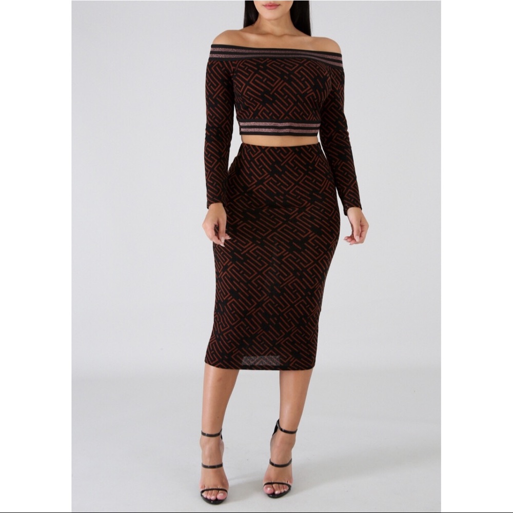 Geometric Patterned Skirt Set 😍 - Picture 5 of 5